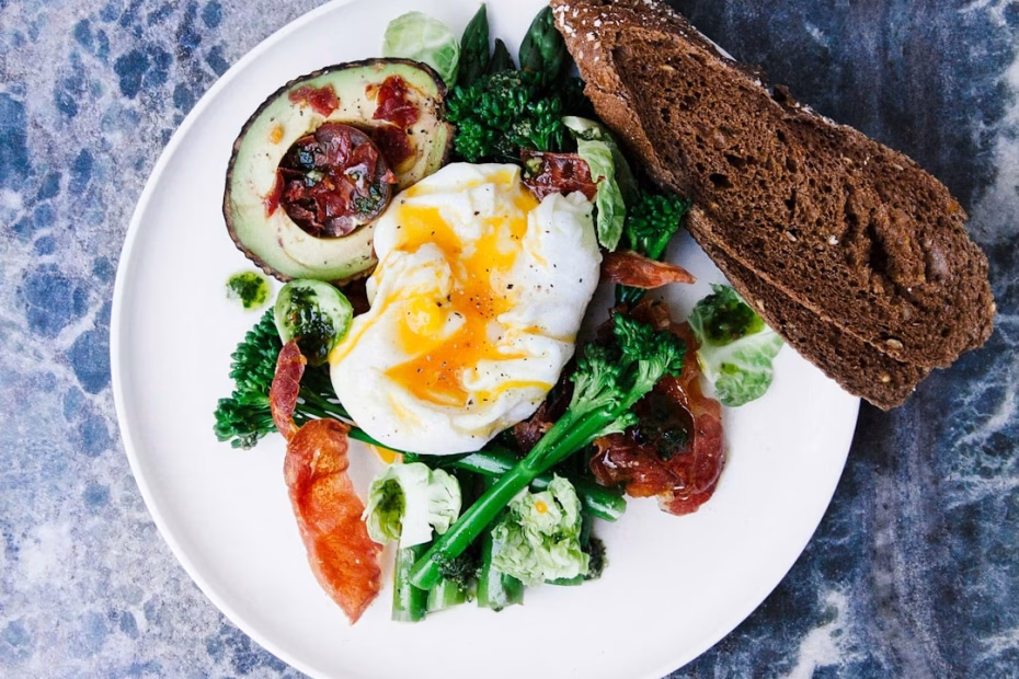Egg breakfast with toast illustrating eggs and cholesterol